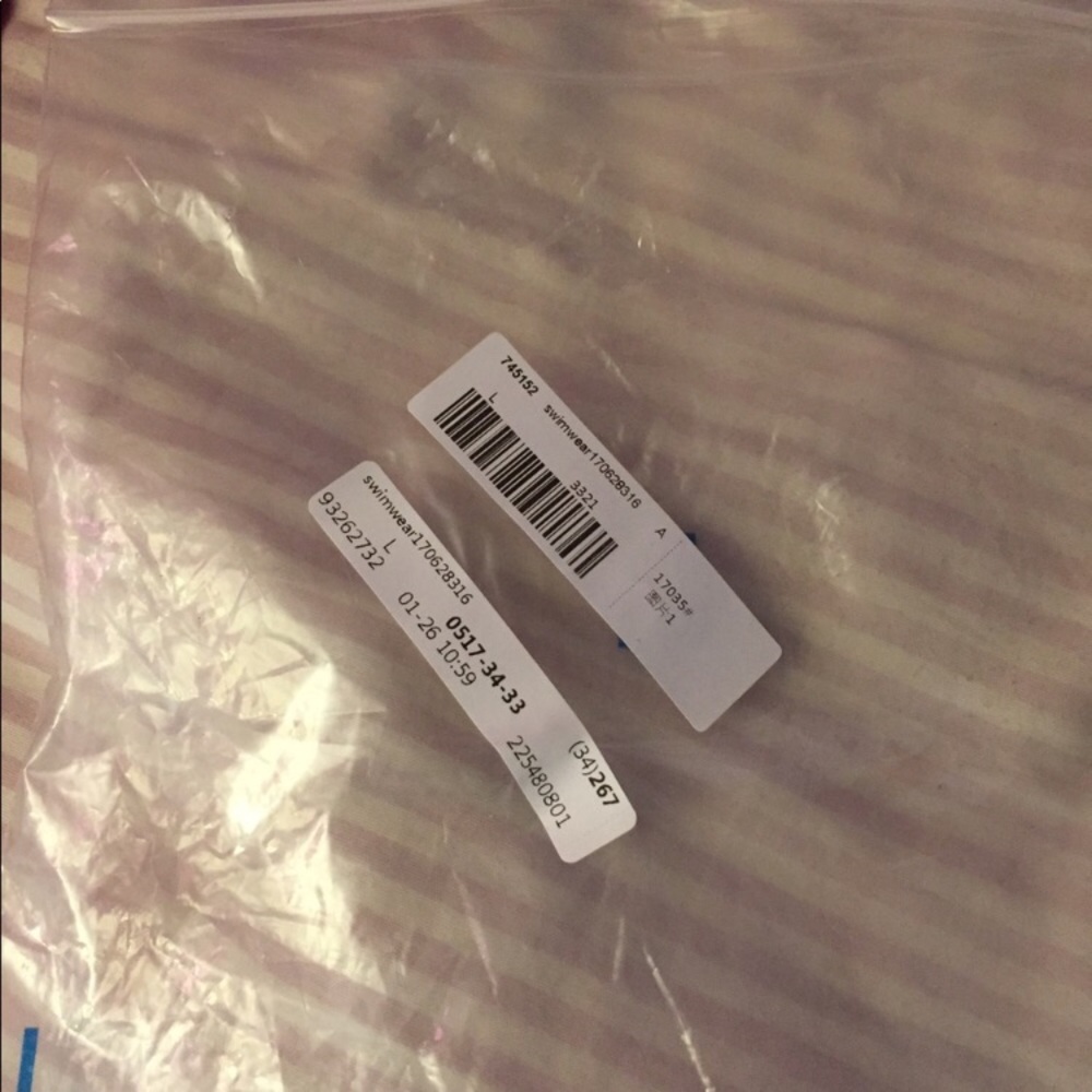 Bikini!! - Picture 4 of 5